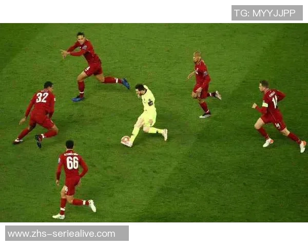 土耳其足球队崛起之路：从传统强队到现代足球新星的蜕变与挑战